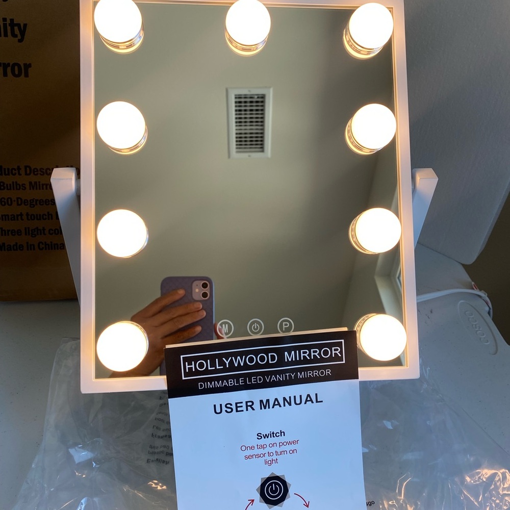 Hollywood Mirror with LED Lights